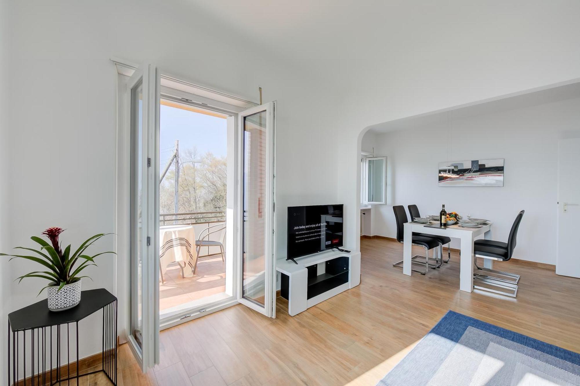 Ca' Gina Panoramica - Monte Bre - Happy Rentals ลูกาโน ภายนอก รูปภาพ
