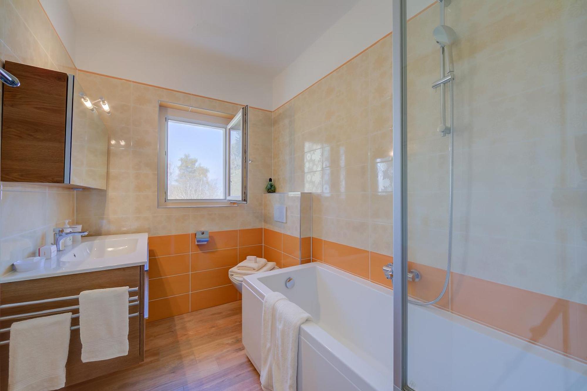 Ca' Gina Panoramica - Monte Bre - Happy Rentals ลูกาโน ภายนอก รูปภาพ