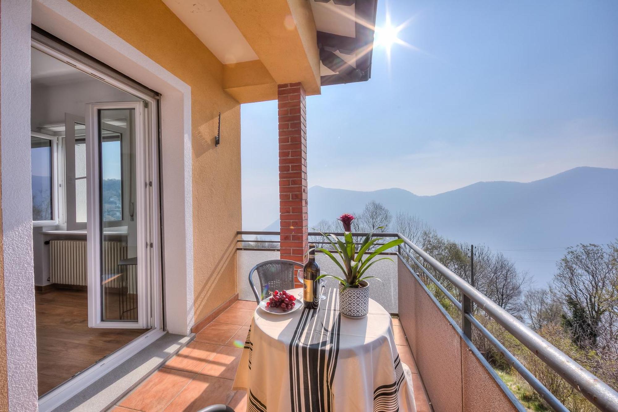 Ca' Gina Panoramica - Monte Bre - Happy Rentals ลูกาโน ภายนอก รูปภาพ